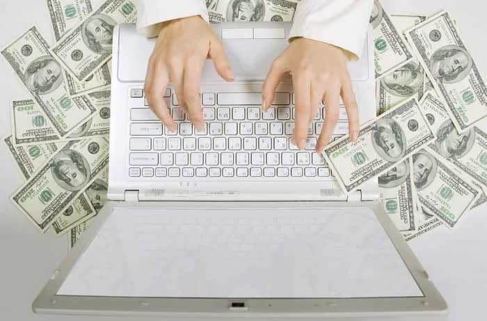 Сколько женщина может зарабатывать денег в интернете
